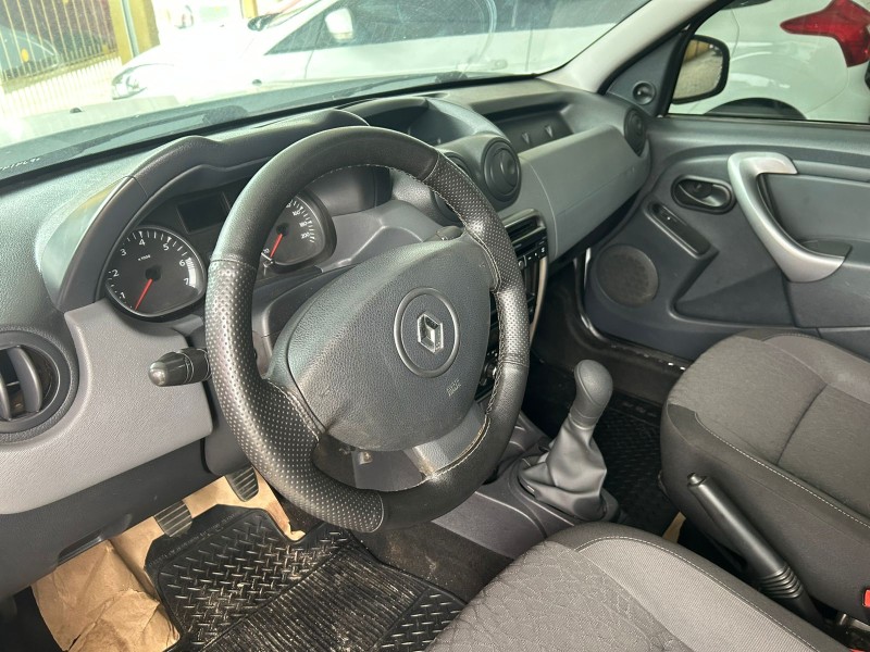 DUSTER 1.6 4X2 16V FLEX 4P MANUAL - 2015 - CANELA