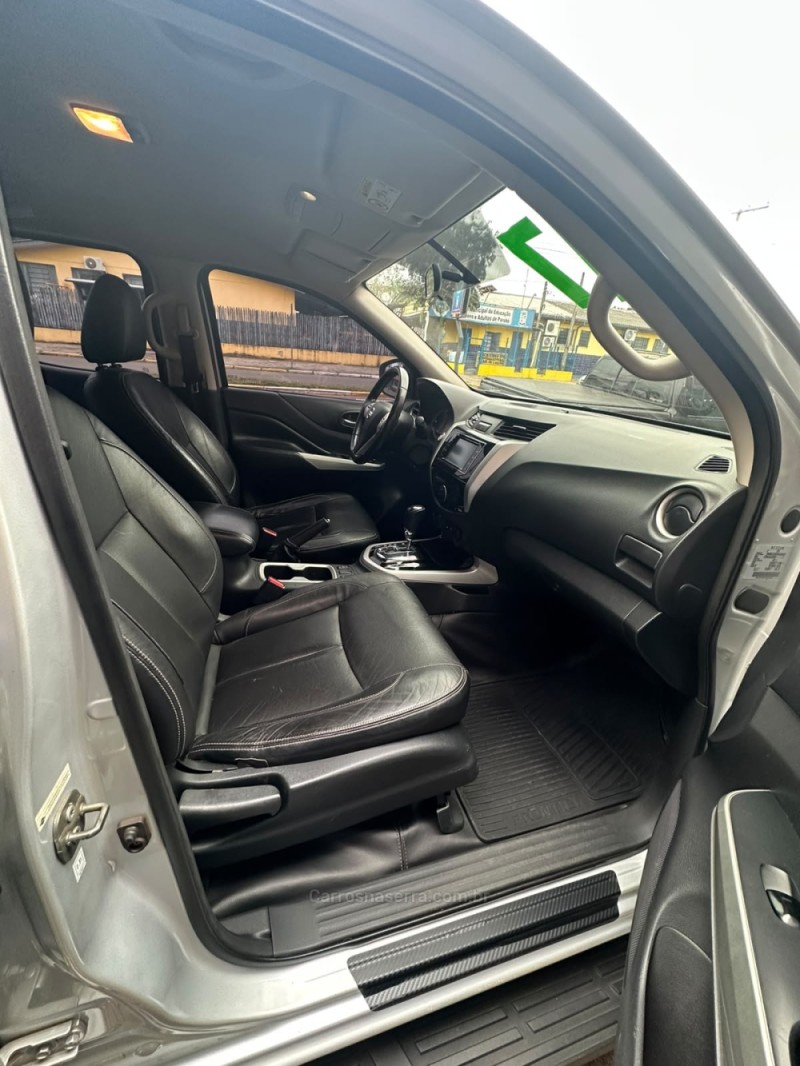 FRONTIER 2.3 LE 4X4 CD BI TURBO DIESEL 4P AUTOMÁTICO - 2017 - PAROBé
