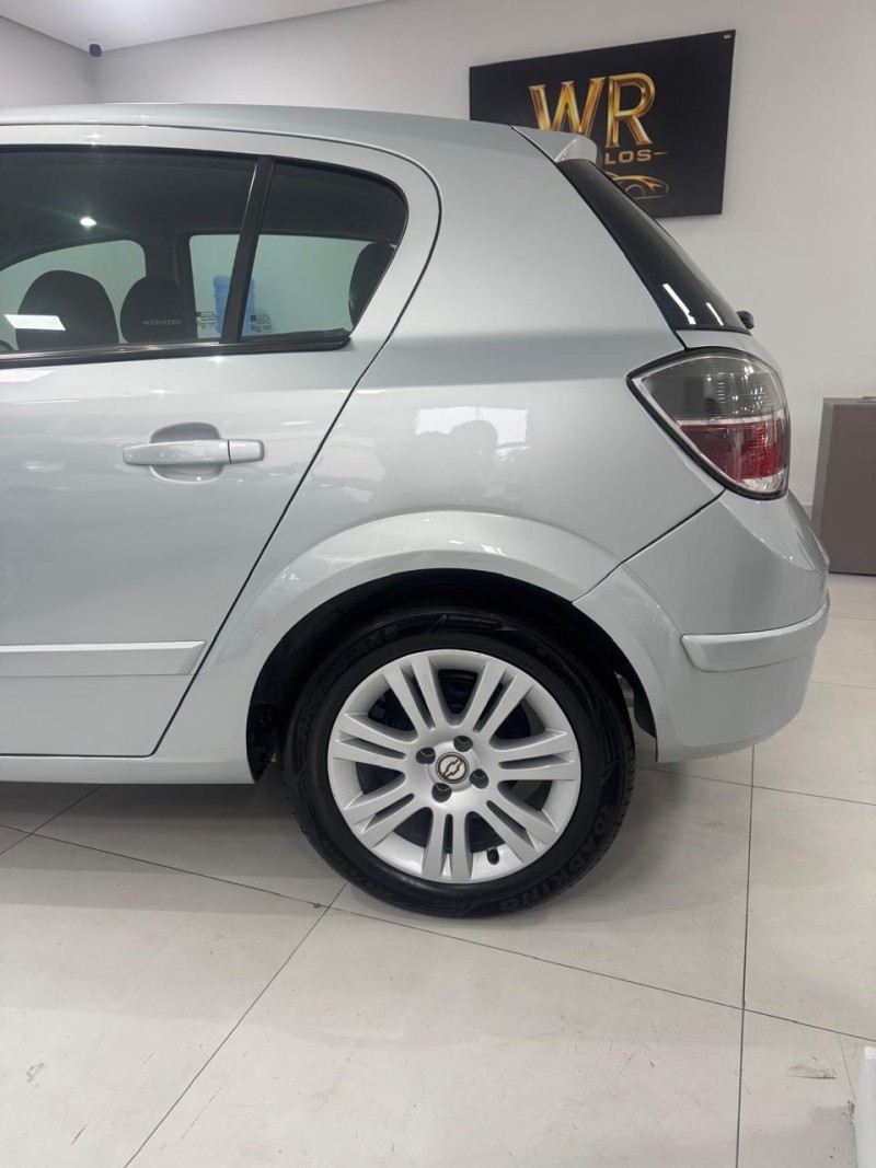 VECTRA 2.0 MPFI GT HATCH 8V FLEX 4P MANUAL - 2008 - BENTO GONçALVES