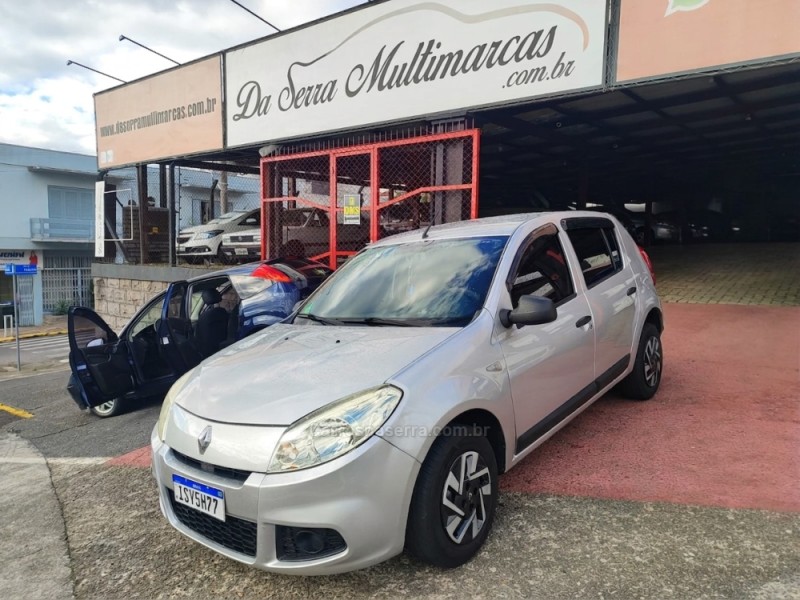 sandero 1.0 authentique 16v flex 4p manual 2012 farroupilha