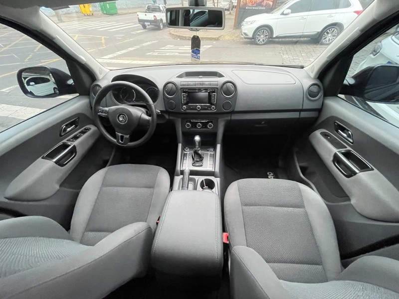 AMAROK 2.0 TRENDLINE 4X4 CD 16V TURBO INTERCOOLER DIESEL 4P AUTOMÁTICO - 2013 - CAXIAS DO SUL