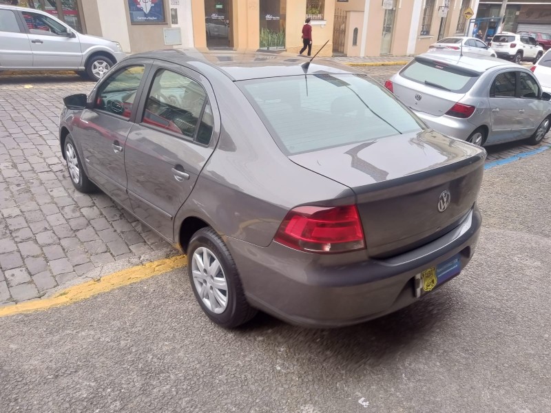 VOYAGE 1.0 MI TRENDLINE 8V FLEX 4P MANUAL - 2011 - GARIBALDI