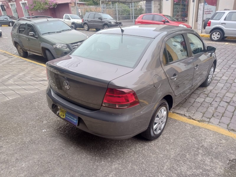 VOYAGE 1.0 MI TRENDLINE 8V FLEX 4P MANUAL - 2011 - GARIBALDI