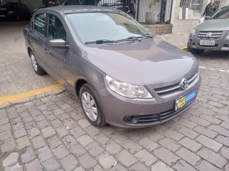 VOYAGE 1.0 MI TRENDLINE 8V FLEX 4P MANUAL - 2011 - GARIBALDI