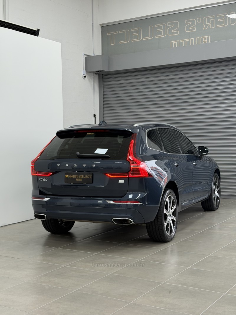 XC60 2.0 T8 INSCRIPTION 4P HYBRID AUTOMÁTICO - 2021 - FARROUPILHA