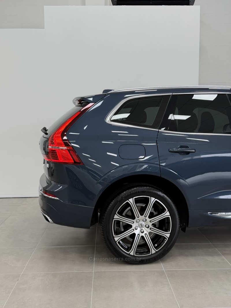XC60 2.0 T8 INSCRIPTION 4P HYBRID AUTOMÁTICO - 2021 - FARROUPILHA