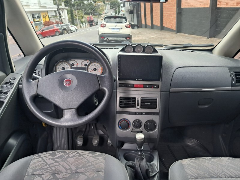 IDEA 1.8 MPI ADVENTURE 8V FLEX 4P MANUAL - 2007 - FLORES DA CUNHA