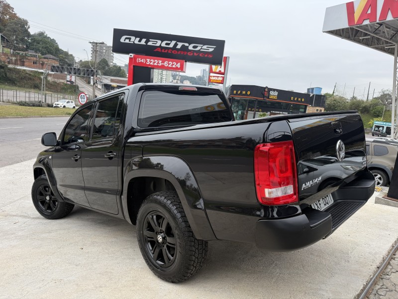 AMAROK 2.0 TRENDLINE 4X4 CD 16V TURBO INTERCOOLER DIESEL 4P AUTOMÁTICO - 2013 - CAXIAS DO SUL