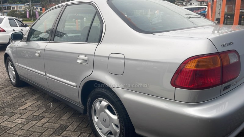 CIVIC 1.6 LX 16V GASOLINA 4P MANUAL - 2000 - TAQUARA
