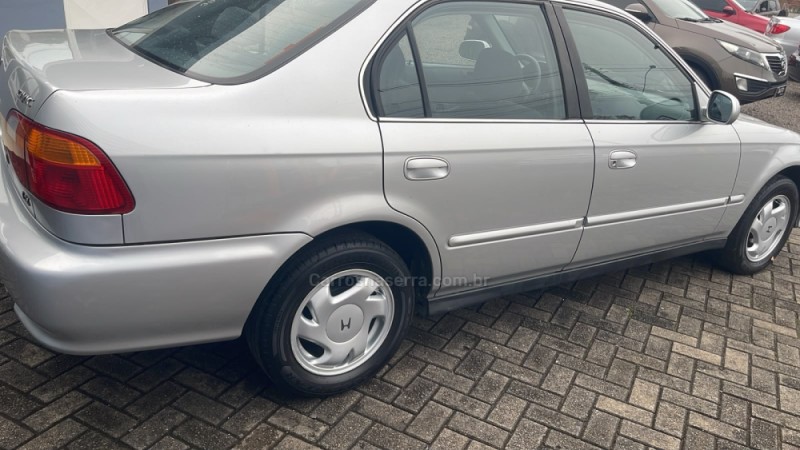 CIVIC 1.6 LX 16V GASOLINA 4P MANUAL - 2000 - TAQUARA