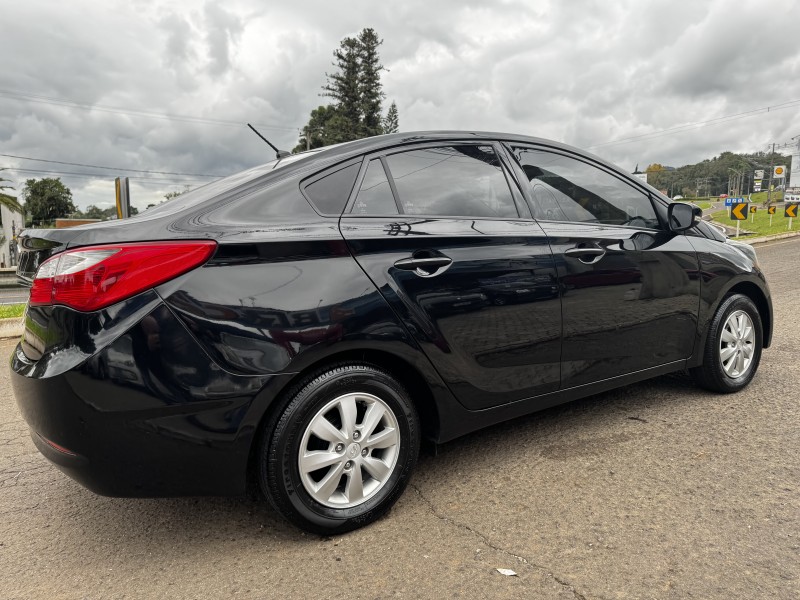 HB20S 1.6 STYLE 16V FLEX 4P AUTOMÁTICO - 2014 - DOIS IRMãOS