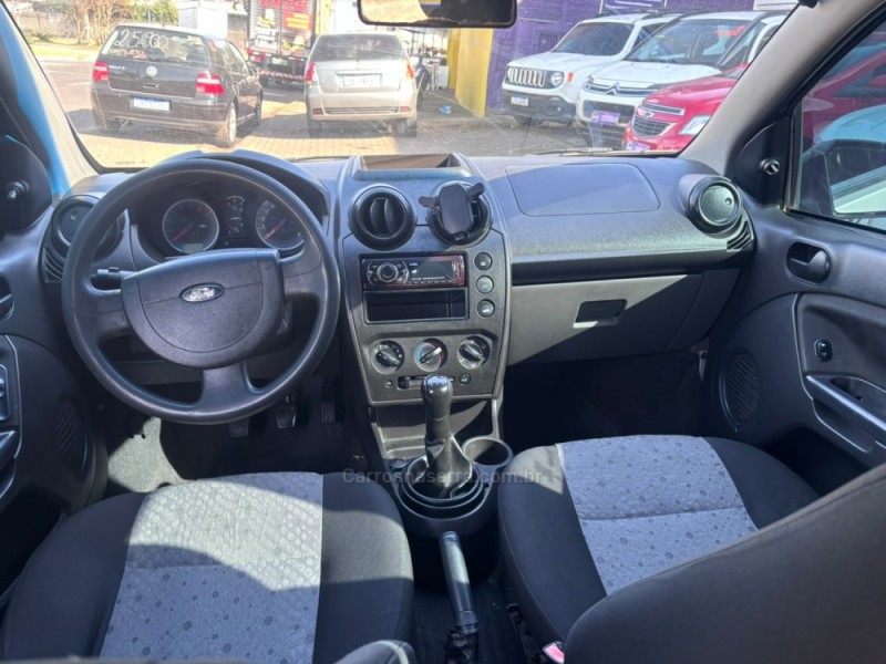 FIESTA 1.0 ROCAM HATCH 8V FLEX 4P MANUAL - 2014 - NOVO HAMBURGO