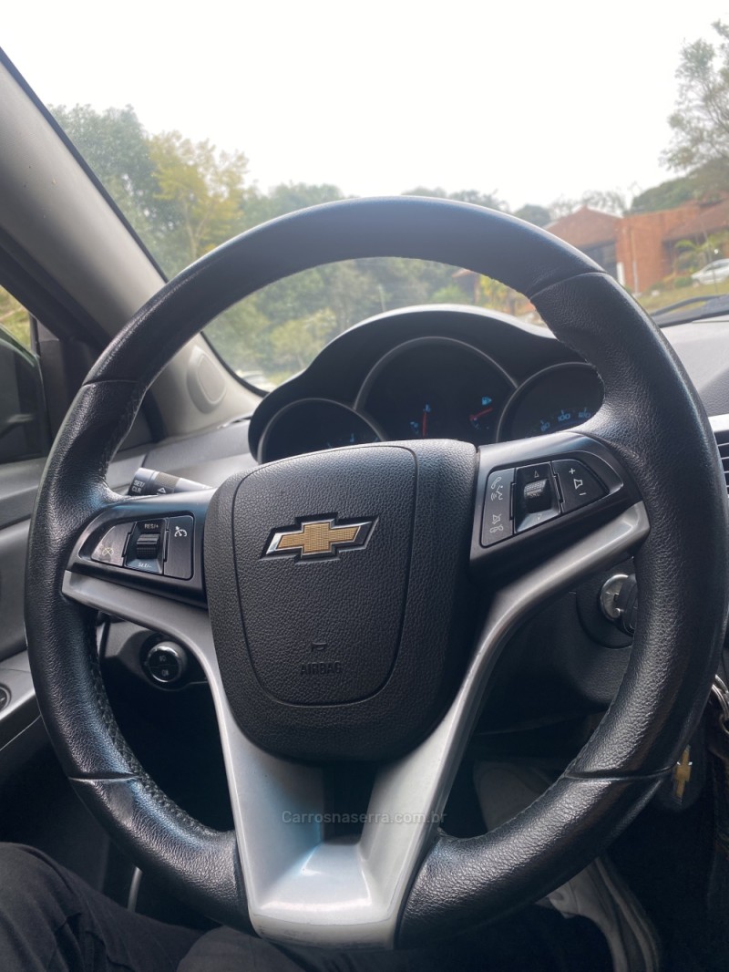 CRUZE 1.8 LT 16V FLEX 4P AUTOMÁTICO - 2013 - FARROUPILHA
