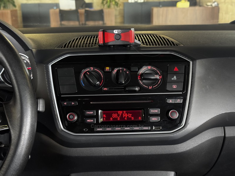 UP 1.0 TSI MOVE UP 12V FLEX 4P MANUAL - 2019 - DOIS IRMãOS