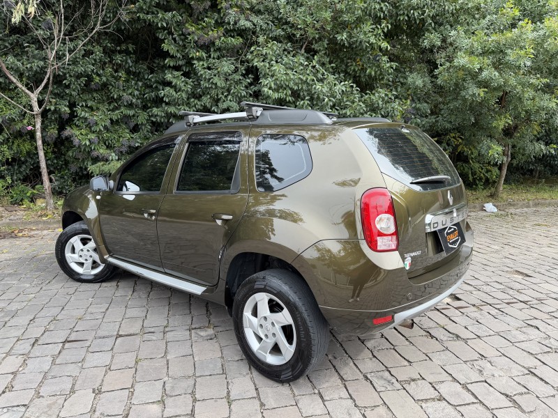 DUSTER 1.6 DYNAMIQUE 4X2 16V FLEX 4P MANUAL - 2013 - CAXIAS DO SUL