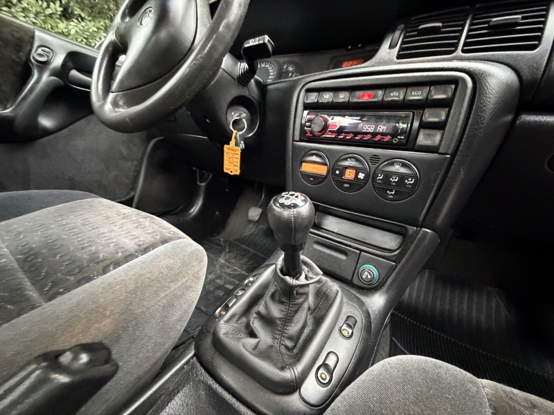 VECTRA 2.2 MPFI GLS 8V GASOLINA 4P MANUAL - 1999 - CAXIAS DO SUL