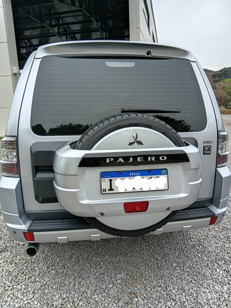 PAJERO FULL 3.2 HPE 4X4 16V TURBO INTERCOOLER DIESEL 4P AUTOMÁTICO - 2014 - BENTO GONçALVES
