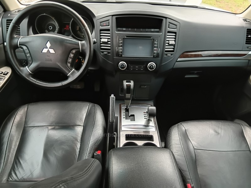PAJERO FULL 3.2 HPE 4X4 16V TURBO INTERCOOLER DIESEL 4P AUTOMÁTICO - 2014 - BENTO GONçALVES