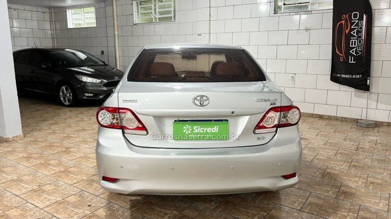 COROLLA 2.0 XEI 16V FLEX 4P AUTOMÁTICO - 2013 - BENTO GONçALVES