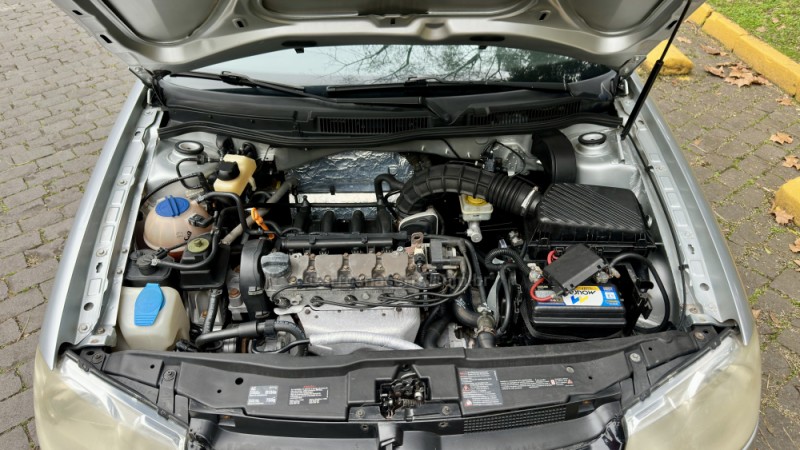 GOLF 1.6 8V GASOLINA 4P MANUAL - 2008 - CAXIAS DO SUL
