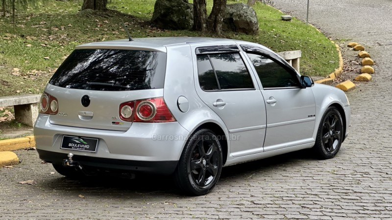 GOLF 1.6 8V GASOLINA 4P MANUAL - 2008 - CAXIAS DO SUL