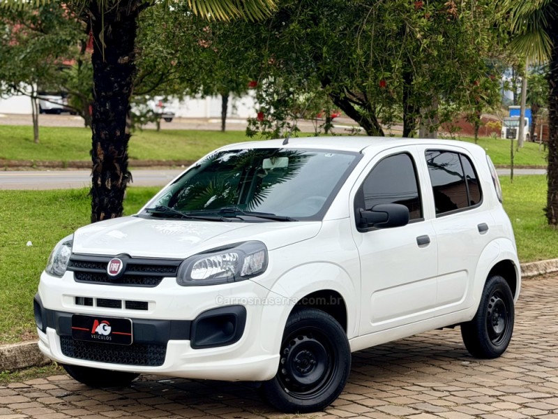 UNO 1.0 EVO ATTRACTIVE 8V FLEX 4P MANUAL - 2019 - CASCA