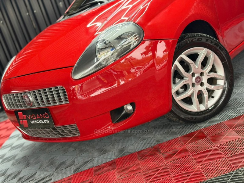 PUNTO 1.4 ELX 8V FLEX 4P MANUAL - 2010 - CAXIAS DO SUL