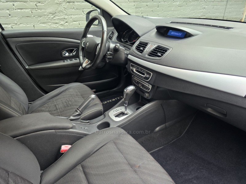 FLUENCE 2.0 DYNAMIQUE 16V FLEX 4P AUTOMÁTICO - 2013 - CAXIAS DO SUL