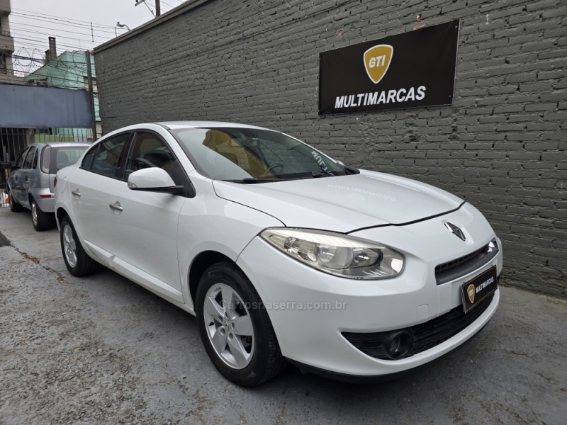fluence 2.0 dynamique 16v flex 4p automatico 2013 caxias do sul