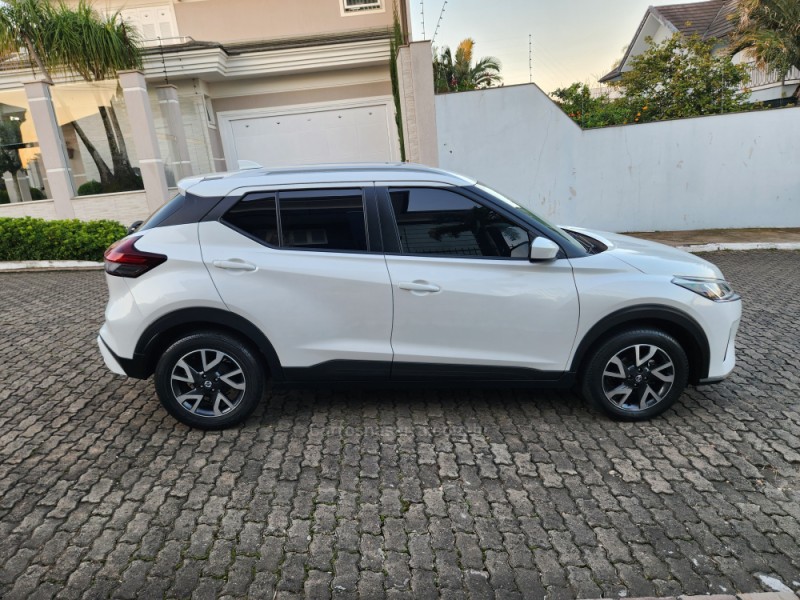 KICKS 1.6 SENSE 16V FLEX 4P AUTOMÁTICO - 2022 - MONTENEGRO