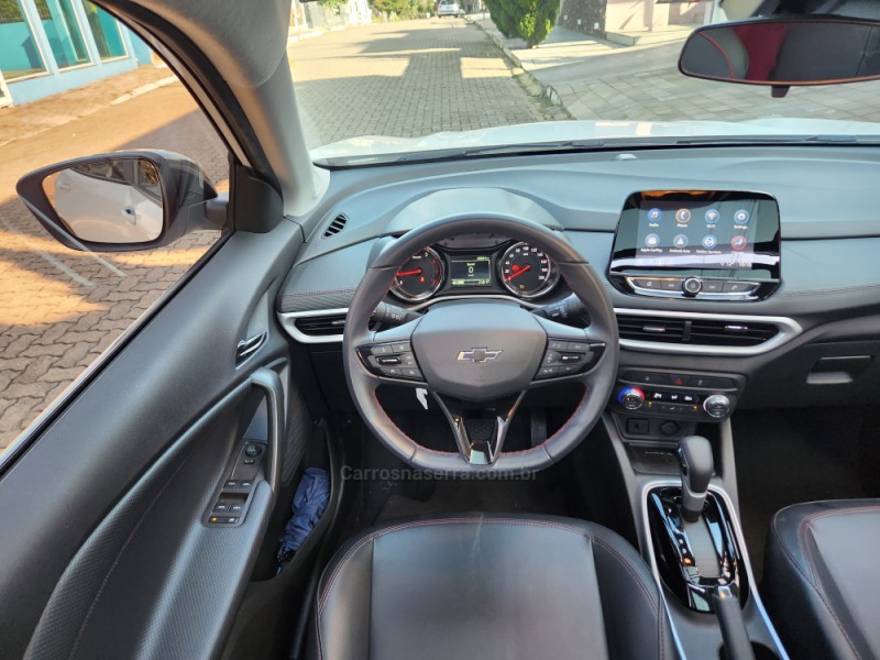 TRACKER 1.2 12V RS TURBO FLEX 4P AUTOMÁTICO - 2025 - MONTENEGRO