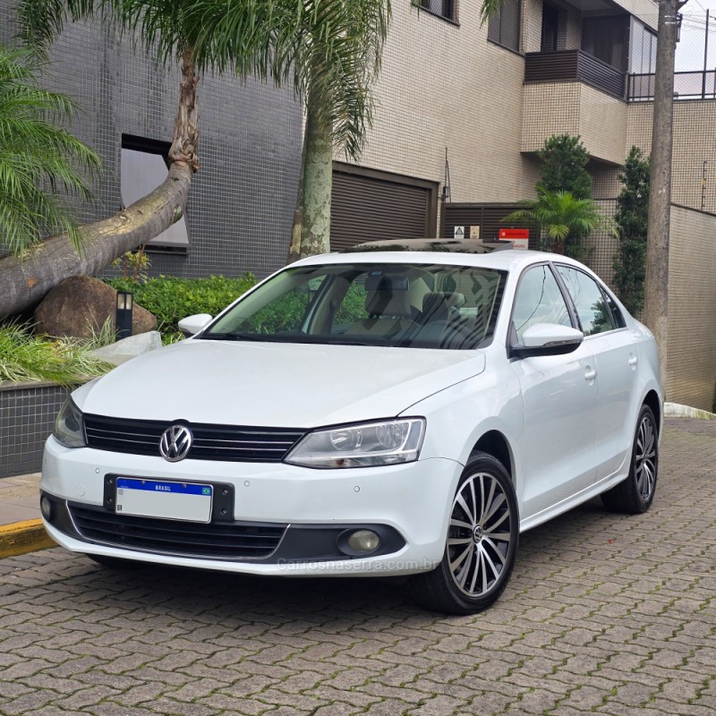 jetta 2.0 tsi highline 211cv gasolina 4p dsg 2014 bento goncalves