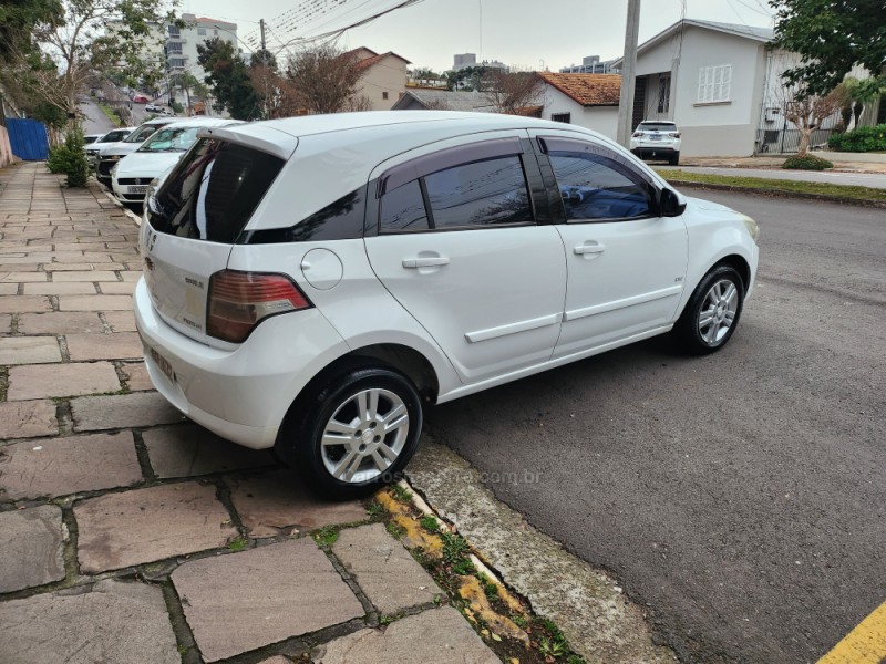 AGILE 1.4 MPFI LTZ 8V FLEX 4P MANUAL - 2011 - VERANóPOLIS