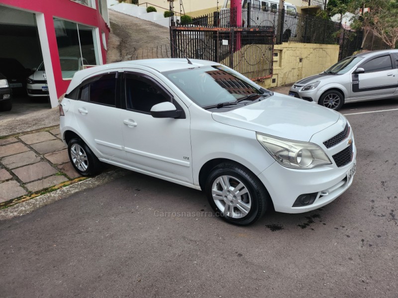 AGILE 1.4 MPFI LTZ 8V FLEX 4P MANUAL - 2011 - VERANóPOLIS