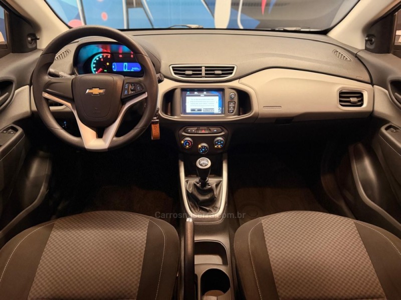 ONIX 1.4 MPFI LT 8V FLEX 4P MANUAL - 2018 - NOVO HAMBURGO