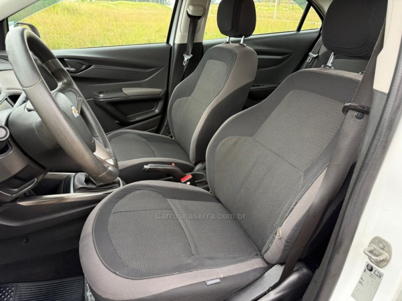 PRISMA 1.4 MPFI LTZ 8V FLEX 4P MANUAL - 2015 - IVOTI