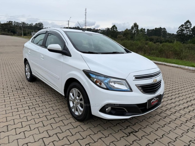 PRISMA 1.4 MPFI LTZ 8V FLEX 4P MANUAL - 2015 - IVOTI