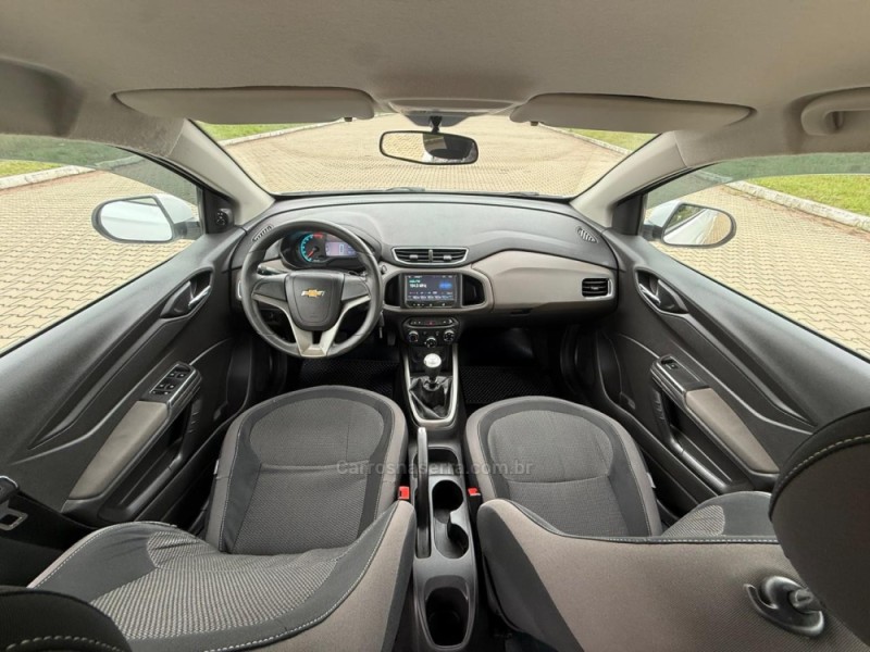 PRISMA 1.4 MPFI LTZ 8V FLEX 4P MANUAL - 2015 - IVOTI