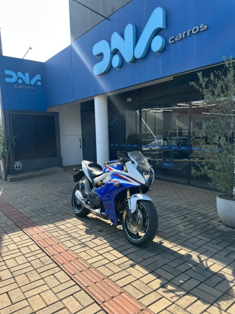 cbr 600f  2013 lajeado
