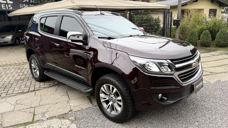 TRAILBLAZER 2.8 PREMIER 16V TURBO DIESEL 4P AUTOMÁTICO - 2020 - NOVA PETRóPOLIS
