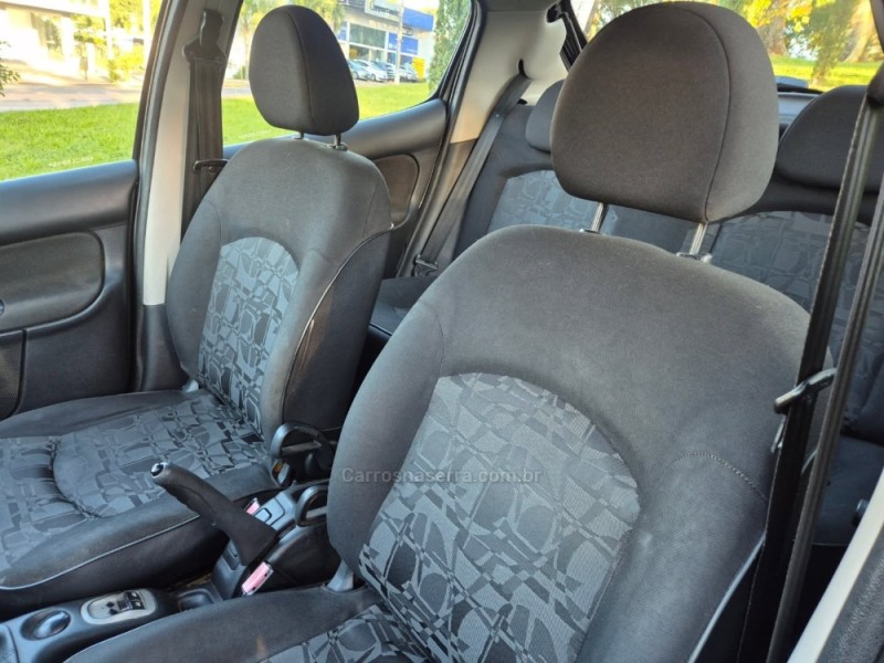 207 1.4 XR 8V FLEX 4P MANUAL - 2012 - NãO-ME-TOQUE