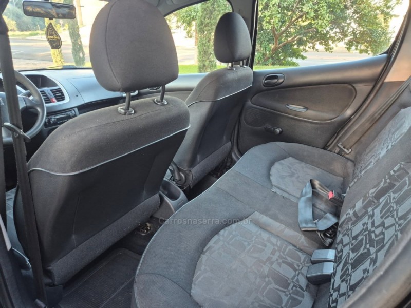 207 1.4 XR 8V FLEX 4P MANUAL - 2012 - NãO-ME-TOQUE