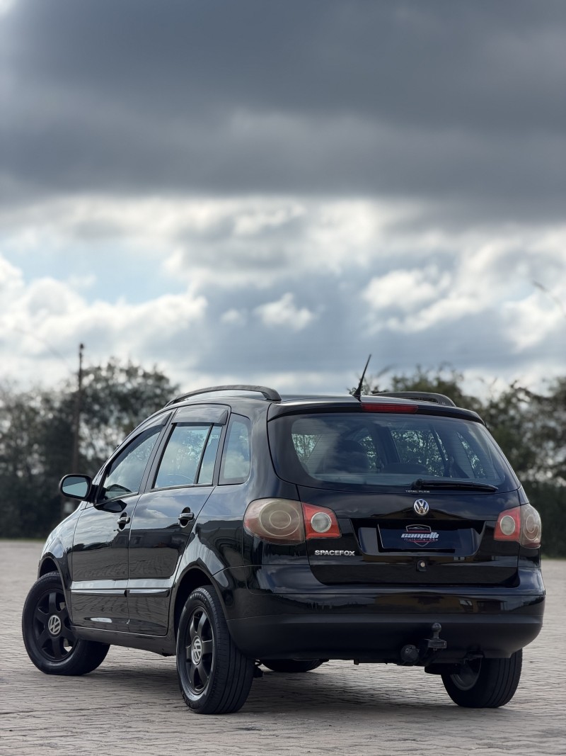 SPACEFOX 1.6 MI 8V FLEX 4P MANUAL - 2010 - ANTôNIO PRADO