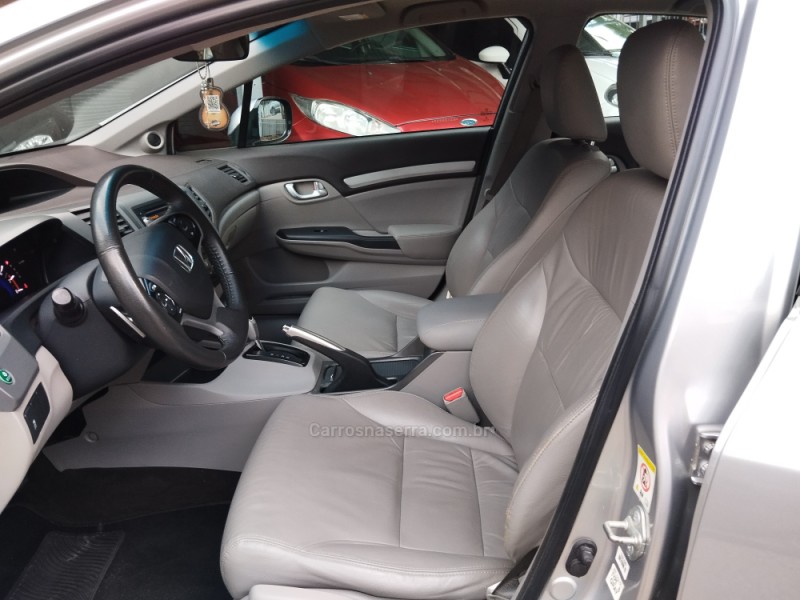 CIVIC 2.0 EXR 16V FLEX 4P AUTOMÁTICO - 2014 - FARROUPILHA