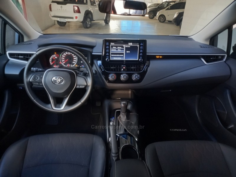 COROLLA 2.0 GLI DYNAMIC FORCE FLEX 4P AUTOMÁTICO - 2020 - CAXIAS DO SUL