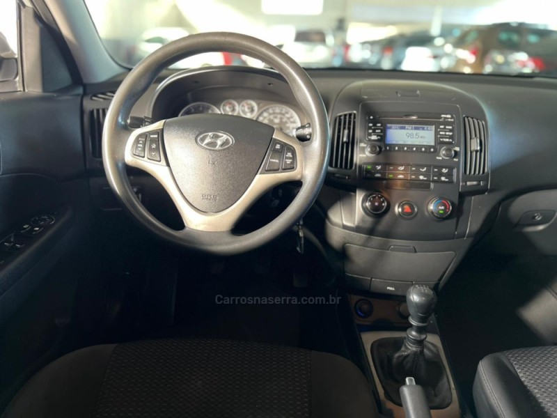I30 2.0 MPI 16V GASOLINA 4P MANUAL - 2011 - CAXIAS DO SUL