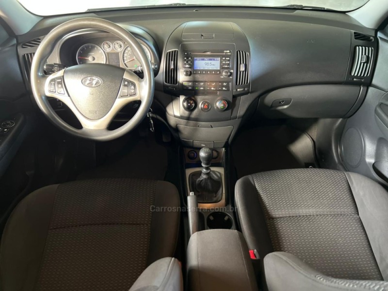 I30 2.0 MPI 16V GASOLINA 4P MANUAL - 2011 - CAXIAS DO SUL