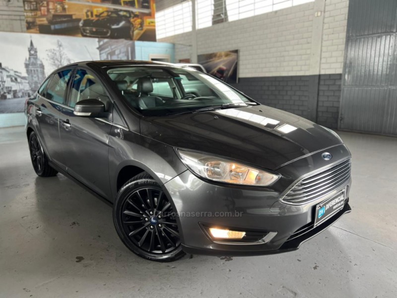 FOCUS 2.0 TITANIUM PLUS SEDAN 16V FLEX 4P AUTOMÁTICO - 2016 - CAXIAS DO SUL