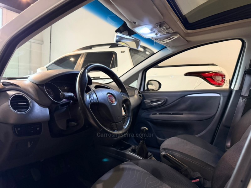 PUNTO 1.6 ESSENCE 16V FLEX 4P MANUAL - 2013 - BENTO GONçALVES