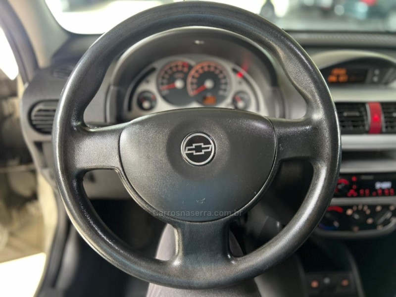 CORSA 1.4 MPFI PREMIUM SEDAN 8V FLEX 4P MANUAL - 2010 - CAXIAS DO SUL